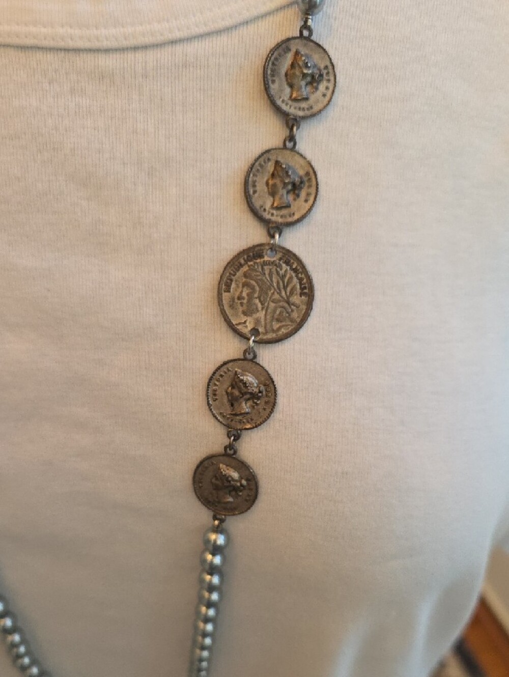Vintage Gypsy Silver Pearl Beaded Coin Pendant Necklace - Picture 2 of 6